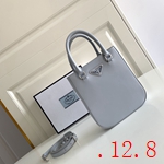 スーパーコピーブラダバッグ